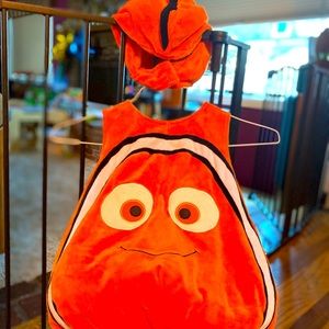 2T finding Nemo costume